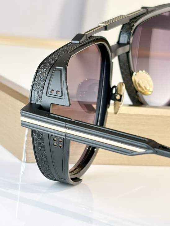Picture of T Henri Sunglasses _SKUfw79683902fw